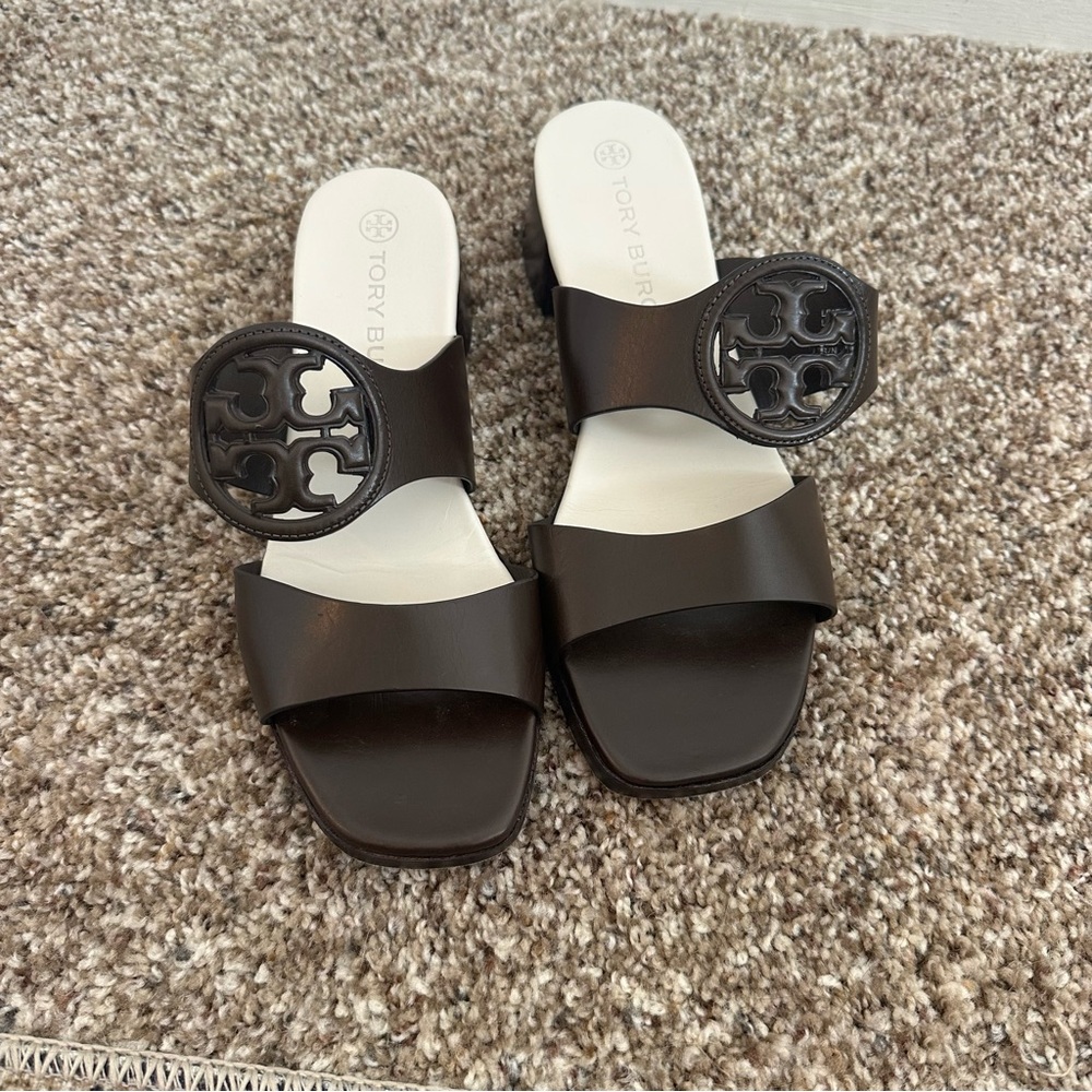 Tory Burch Brown Bombe Miller Sandals - Picture 2 of 7